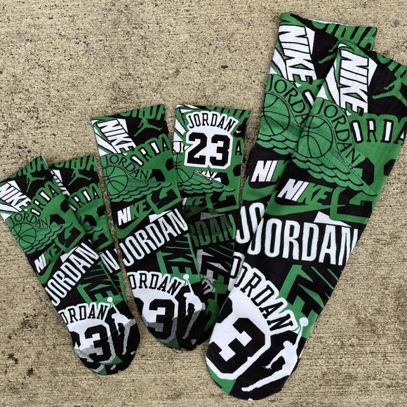 Jordan 1 lucky green socks - Picture 2 of 2